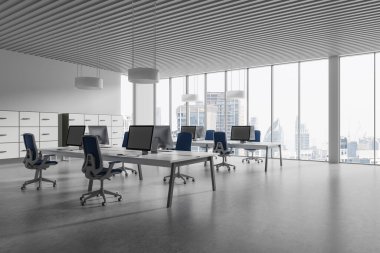 Koltuklarla iç içe çalışma manzarası, masadaki bilgisayar, gri beton zemin. Ofis çalışma alanı ve çekmece şık. Gökdelenlerin panoramik penceresi. 3B görüntüleme