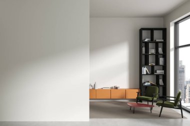 Modern oturma odasının içinde iki koltuk, büfe ve beton zemin rafı var. Bangkok gökdelenlerinin panoramik penceresi. Uzay duvarının bölümlerini kopyala. 3B görüntüleme