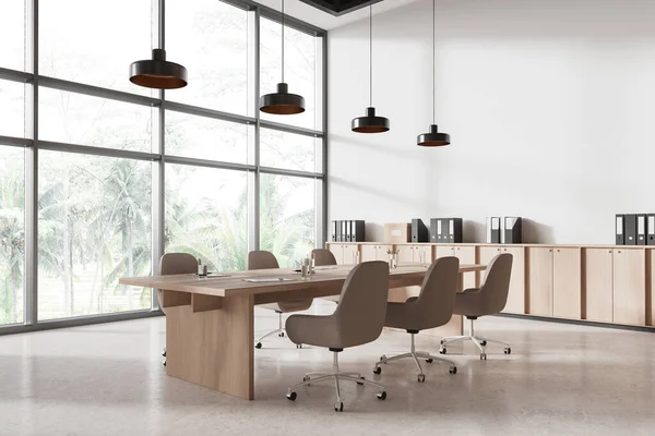 Eckenansicht Des Business Interieurs Mit Konferenztisch Und Stühlen Sideboard Mit — Stockfoto
