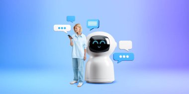 Telefonla gülümseyen kadın, çizgi film yapay zeka robotunun yanında duruyor fotokopi uzayı renkli arka planda konuşma baloncukları yapıyor. Sanal asistan ve robot iletişimi kavramı