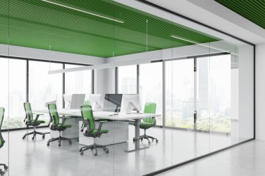 Ofis mobilyalarıyla iç mekanın köşesi, koltuklu bilgisayar. Bangkok gökdelenlerinde cam odalı ve panoramik pencereli rahat çalışma alanı. 3B görüntüleme