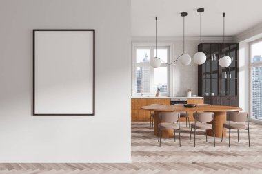 Klasik ahşap ev mutfağı. Yemek masası, sandalyeler, ahşap zemin. Bangkok gökdelenlerinde panoramik pencereli yemek dolabı. Bölümdeki tuval posterini taklit et. 3B görüntüleme