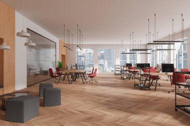 Masasında bilgisayar, kırmızı koltuklar ve ahşap zemin olan modern ofis içi. Bangkok gökdelenlerinde panoramik pencereli şık bir çalışma alanı. 3B görüntüleme