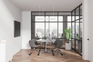Beyaz duvarları, ahşap zemini, yuvarlak konferans masası ve televizyonu olan modern ofis toplantı odasının içi. 3d oluşturma