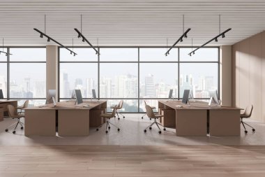 Masasında bilgisayarları, kahverengi sandalyeleri ve ahşap zemini olan bej bir ofis. Singapur gökdelenlerinde panoramik penceresi olan şık bir çalışma alanı. 3B görüntüleme