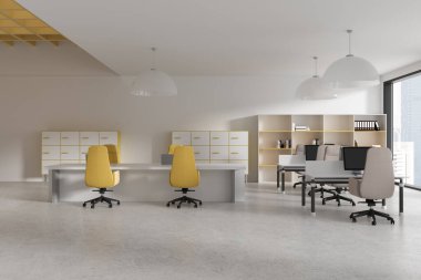 Ofisin iç mimarisi, masa üstünde bilgisayar ve sıra sıra sandalyeler, beton zeminde masa ile toplantı alanı. Bangkok gökdelenlerinde dokümanları ve panoramik penceresi olan raflar. 3B görüntüleme