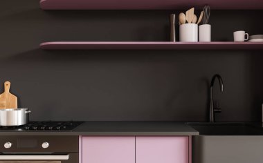 Gri duvarlı modern mutfağın içi, fırında yapılmış rahat mor dolaplar, lavabo ve üzerinde tabaklar asılı raflar. 3d oluşturma