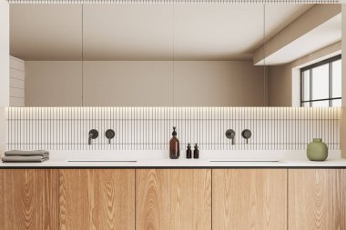 Bej otel tarzı banyo, çift lavabo, yakın ayna ve ahşap süslemede minimalist aksesuarlar. Zarif modern dairede banyo alanı. 3B görüntüleme