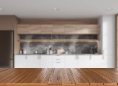 Konforlu mutfak içinin bulanık arka planında boş ahşap masa mutfak gereçleri ve lavabo ile yemek pişirme alanı. Ürün gösterimi için kopyalama alanı oluşturun. 3B görüntüleme