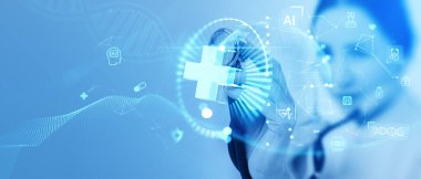 Steteskoplu kadın doktor, kalp atışlarını kontrol ediyor. Sağlık hizmetleri ikonları, tıbbi hizmetler ve yapay zeka danışmanlığı içeren dijital hologram. Tedavi ve gelecekteki teknolojiler kavramı
