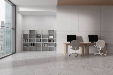 Masaları, sandalyeleri ve kitaplıkları olan, şehir manzarasına bakan, kurumsal bir çevreyi yansıtan geniş modern ofis. 3B Hazırlama