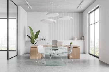 Beyaz yönetmenin çalışma masası, dizüstü bilgisayarı ve beton zeminde sandalyeleri olan odası. Bangkok gökdelenlerinde büfe ve panoramik pencereli cam danışma odası. 3B görüntüleme