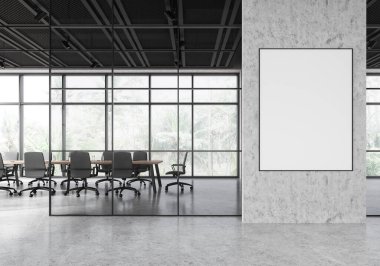 Şık gri ofis odasının içi, koltuklar ve tahtalar, beton zemin. Tropik bölgelerde panoramik pencere. Girişten önce beyaz pankart afişi. 3B görüntüleme
