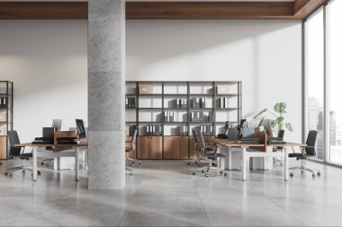 Bilgisayarlarla birlikte çalışan bir şirket. Koltukları ve sıraları olan bir iş yeri. Takım çalışma alanı raf ve gökdelenlerde panoramik pencere. 3B görüntüleme