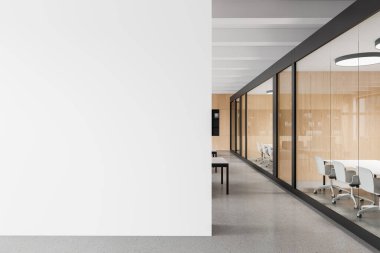 Ofis içi cam odalar, müzakere masası ve beton zemindeki sandalyeler. Birlikte çalışma bölgesi olan minimalist endüstriyel bir çatı katı. Boş duvar bölmesini düzenle. 3B görüntüleme