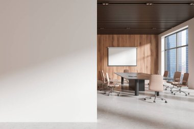 İç mekan, koltuk, tahta ve beton zemin toplantıları. Boş projeksiyon ekranı. Singapur gökdelenlerinin panoramik penceresi. Boş duvar bölmesini düzenle. 3B görüntüleme