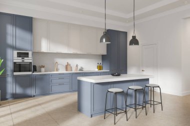 Geleneksel ev mutfağının iç mekan adası ve sandalyelerin köşesi, kiremit döşemeli beyaz ve mavi yemek dolabı. Yemek odası ve giriş kapısı. 3B görüntüleme