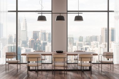 Minimalist oturma odası. Yemek masası, sandalyeler, ahşap zemin. Kuala Lumpur gökdelenlerinde panoramik pencereli yemek ya da buluşma alanı. 3B görüntüleme