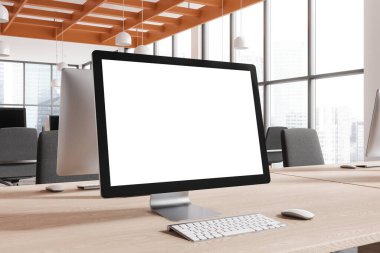 Model bilgisayar boş monitörüyle modern bir iç çalışma, panoramik pencereli yan görüş ofis çalışma köşesi. Pazarlama, reklam ya da ofis yazılımı. 3B görüntüleme
