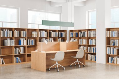 Kütüphane içi, ahşap masalar, bölme ve sandalyeler, beton zemin. Öğrenciler için okuma ve öğrenme alanı. Gökdelenlerin panoramik penceresi. 3B görüntüleme