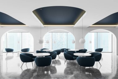 Minimalist beyaz kafe iç mimarisi yumuşak mavi koltuklar ve sıra sıra yuvarlak masalar, kemer duvar tasarımı. Singapur gökdelenlerinin panoramik penceresi. 3B görüntüleme