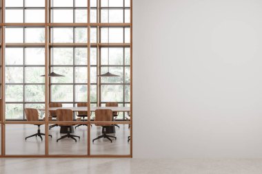 Geniş pencereli, ahşap sandalyeli ve asılı ışıkları olan modern konferans odası. Minimalist iç tasarım, hafif arka plan. 3B Hazırlama