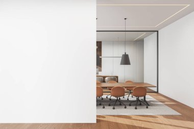 Cam toplantı odası, masa, sıra sıra sandalyeler, ahşap döşeme halısı. Cam bölmesinin arkasında danışmanlık ve ceo alanı var. Boş duvar bölmesini düzenle. 3B görüntüleme