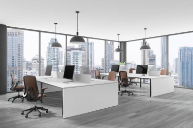 Modern mobilyaları, geniş pencereleri ve şehir manzarası olan açık bir uzay ofisi. Açık renkli minimalist tasarım, iş ortamının tanıtımı. 3B Hazırlama