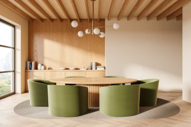 Ahşap bir masa, yeşil döşemeli sandalyeler ve ahşap bir duvara dayanmış minimalist bir avizenin bulunduğu modern bir yemek odası. Konforlu ev iç tasarımı. 3B Hazırlama
