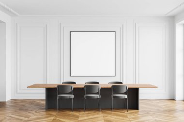 Duvarında boş bir poster olan modern konferans odası. Tahta masa ve gri sandalyeli minimalist tasarım. Beyaz duvarlar, ahşap zemin. Ofis iç tasarımı kavramı. 3B Hazırlama