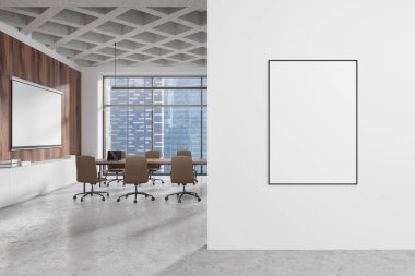 Modern bir ofiste, arka planda konferans odası olan beyaz bir duvarda boş bir ilan panosu. Reklam kavramı. 3B Hazırlama