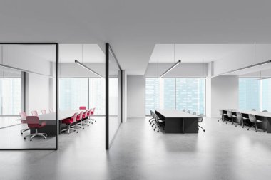 Cam bölümlü modern ofis alanı, kırmızı sandalyeli bir konferans odası ve yüksek katlı bir binada gri sandalyeli çalışma alanı. 3B Hazırlama