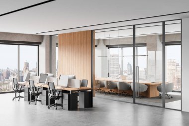 Geniş çalışma istasyonları ve toplantı odası olan geniş bir modern ofis, geniş pencereli ve şehir manzaralı bir arka plan. Şık iç mekan konsepti. 3B Hazırlama.