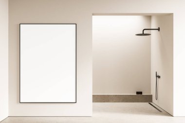 Minimalist bir banyo ortamında modern bir duş başlığının yanındaki duvarda boş çerçeveli tuval var. Tarafsız ses tonları. Basitlik kavramı. 3B Hazırlama