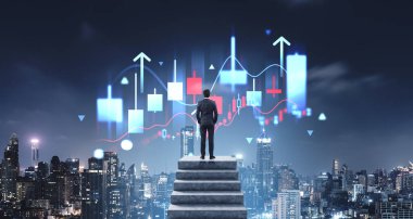 İşadamı merdivenleri çıktı, Bangkok şehir manzarası ve Forx hologram çizgileri ve yükselen oklar. Finansal başarı kavramı, küresel borsa ve para yatırımı