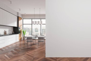 Beyaz dolaplı modern mutfak, yemek odası ve boş duvar bölmesi. Ahşap zemin ve arka planda büyük şehir manzaralı pencereler. 3B Hazırlama