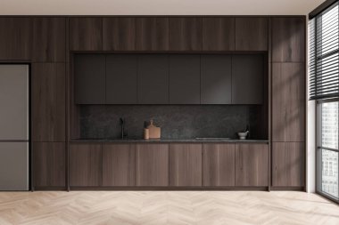 Koyu ahşap mutfak dolabı, ahşap zemin. Gökdelenlerde külüstür arabalı panoramik pencereli modern bir dairede yemek pişirme alanı. 3B görüntüleme
