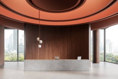 Ahşap panelli ve kolye lambalı şık bir şirket lobisinde lüks bir resepsiyon masası. Büyük pencereler şehir manzarasını gösteriyor. 3B Hazırlama