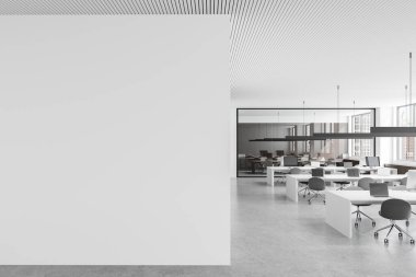 İçi boş beyaz bir duvar, masaları ve sandalyeleri olan açık çalışma alanı, büyük cam bölmeler, beton zemin, modern konsept içeren minimalist ofis. 3B Hazırlama.