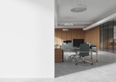 Minimalist tasarımı olan boş modern ofis, beyaz boş duvar, ahşap aksanlar, cam bölmeler ve açık alandaki masalar. İş birliği kavramı. 3B Hazırlama.