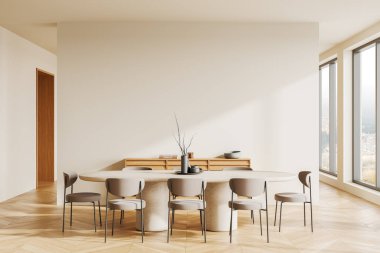 Modern bir masa, sandalyeler ve doğal ışıkla aydınlık bir iç mekânda boş bir duvar içeren tarafsız bir yemek salonu. Çağdaş dekor konsepti. 3B Hazırlama.