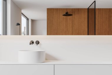 Minimalist banyo içinde beyaz tezgah lavabosu, parlak armatürleri, tahta panel duvarı, büyük pencereler ve modern tasarım elementleri var. 3B Hazırlama.