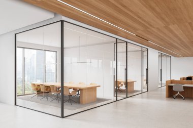 Cam duvarlı toplantı odaları, ahşap masalar ve arka planda şehir manzaralı şık bir ofis. 3B Hazırlama