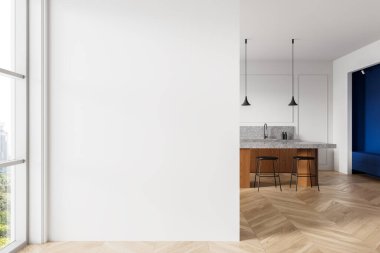 Minimalist iç mekan, doğal ışıkla aydınlatılan ahşap ve taş elementlerle donatılmış şık bir mutfağın yanında tasarım modeli için boş beyaz bir duvar içeriyor. 3B Hazırlama.
