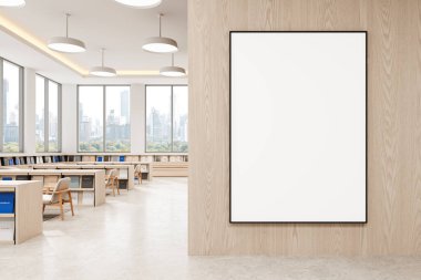 Modern ofis içi, geniş pencereli, doğal ışık ve şehir manzaralı ahşap duvarda boş bir poster. Model, tasarım ve sunum kavramı. 3B Hazırlama.