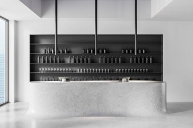 Siyah rafların önünde parlak beyaz bir arka planda modern minimalist grafik tarzı kozmetik kapları olan parlak mermer resepsiyon masası. 3B Hazırlama