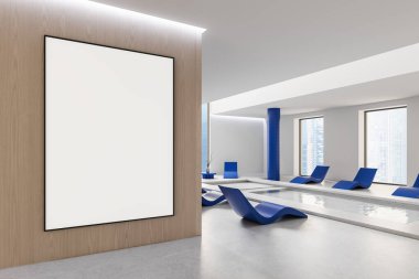 Lüks kapalı havuz odasındaki ahşap duvarda boş dikey poster modeli, modern grafik tarzı, parlak iç plan, reklam gösterisi konsepti. 3B Hazırlama