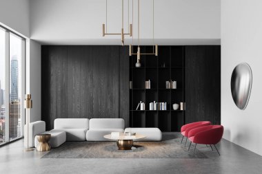 Modern tasarım tarzında zarif beyaz kanepe, kırmızı sandalyeler ve altın aksanlı modern iç tasarım, koyu ahşap duvar ve şehir manzarasına karşı. 3B Hazırlama