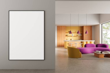 Temiz gri duvarda boş dikey poster maketi, parlak açık alanda canlı mobilyaları ve rahat mutfağı olan modern renkli iç mekan. 3B Hazırlama