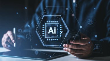 Tablet üzerindeki dijital yapay zeka arayüzü ve stili ile etkileşim halinde olan kişi, fütürist teknoloji tarzı, koyu bulanık arka plan, yenilik kavramı